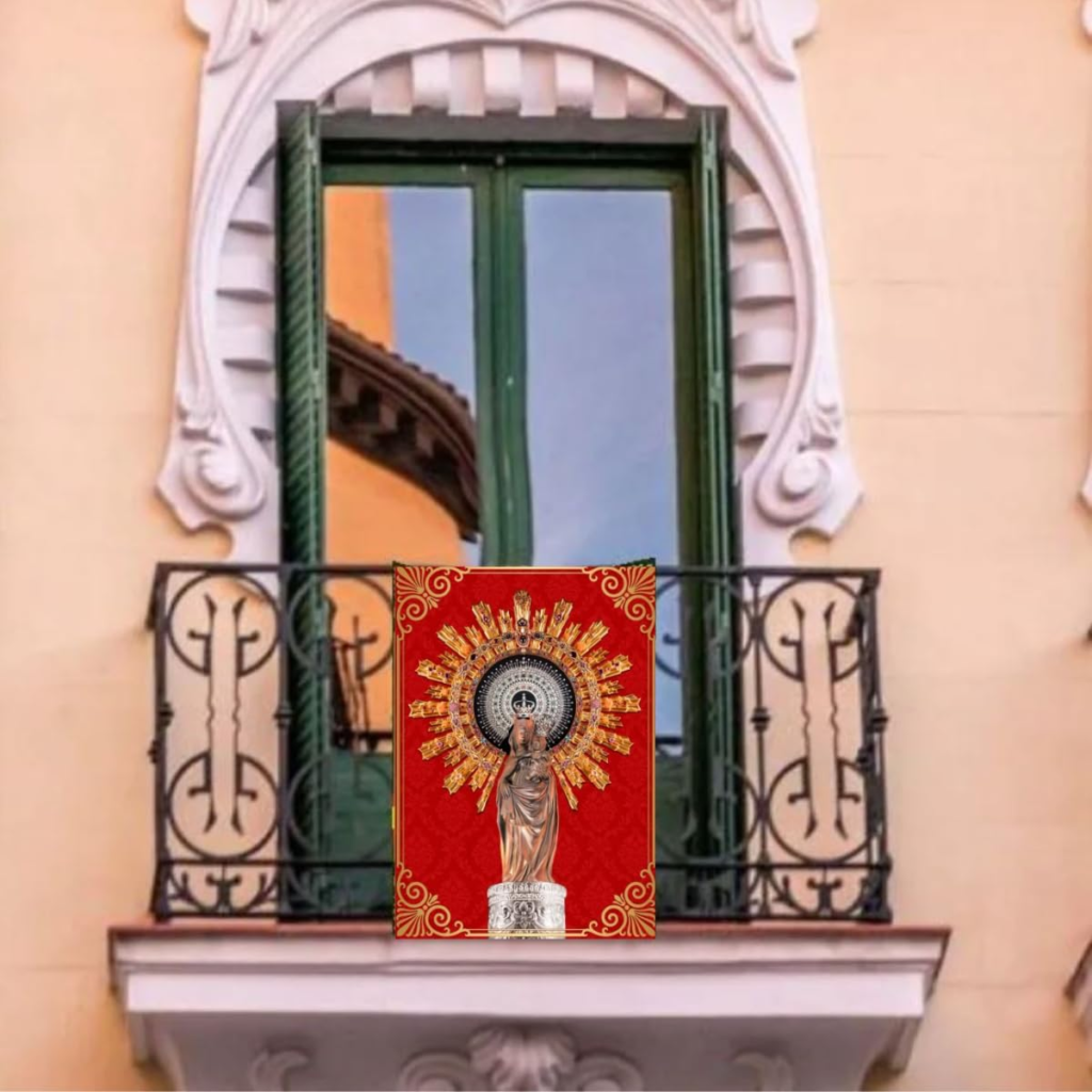 balconera roja virgen del pilar